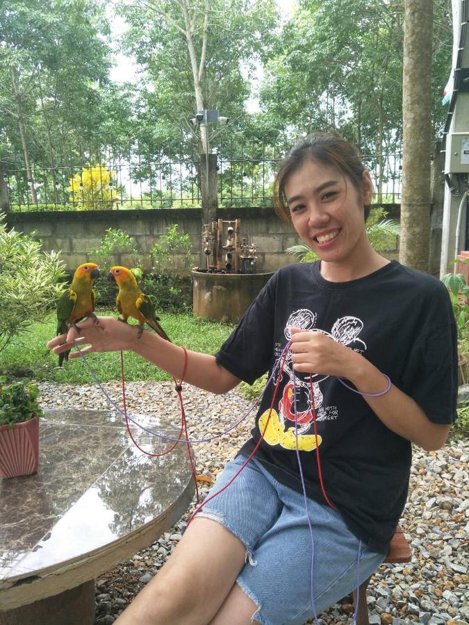 Sameikei Homestay Phrae Exteriér fotografie